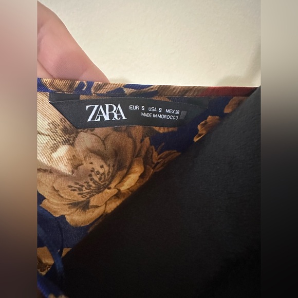 Zara floral pattern blouse - Picture 4 of 4